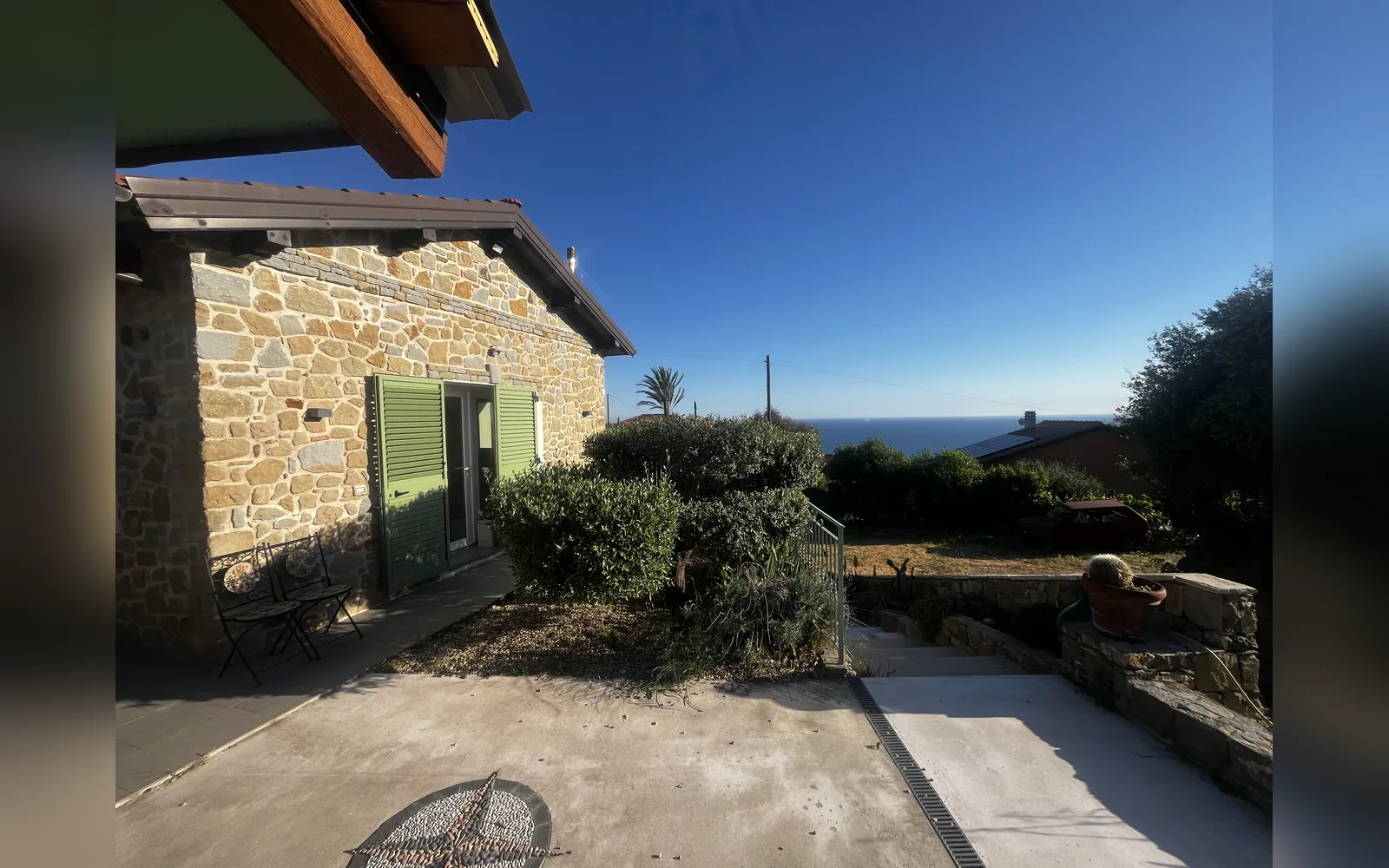 Esterni di Casa Montenero, Imperia (Piemonte) (foto 3)